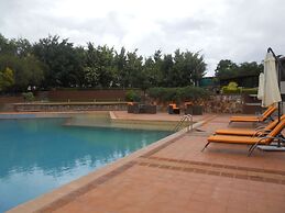 Cotton County Club and Resort