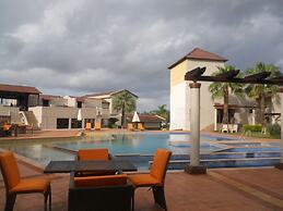 Cotton County Club and Resort