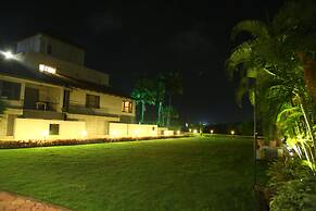 Cotton County Club and Resort