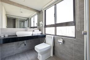 Taichung Saint Hotel