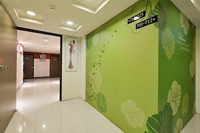 Taichung Saint Hotel