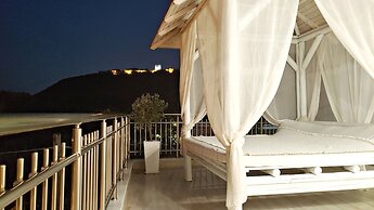 Studios & Apartments Efrosini