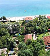 Studios & Apartments Efrosini