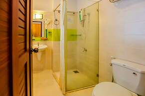 Valley Mountain Hotel