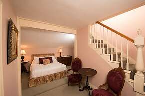 The Mansion of Saratoga