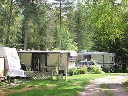 Jell-E-Bean Campground and Trailers
