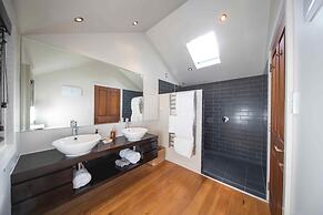 Minaret Station Alpine Lodge