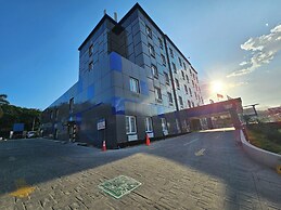 Beverly Hills: Hotel & Business