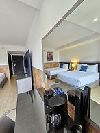 Beverly Hills: Hotel & Business