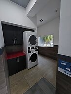 Beverly Hills: Hotel & Business