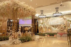 Orchardz Hotel Industri