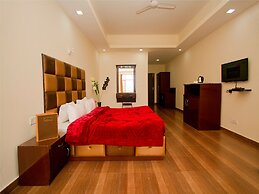 Snow Touch Resort (Shri Nath Group)