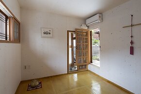 Xiwoo Hanok Guesthouse