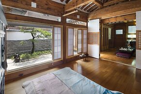 Xiwoo Hanok Guesthouse