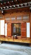 Xiwoo Hanok Guesthouse