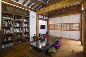 Xiwoo Hanok Guesthouse