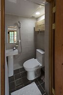 Xiwoo Hanok Guesthouse