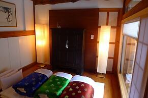 Xiwoo Hanok Guesthouse