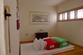 Xiwoo Hanok Guesthouse