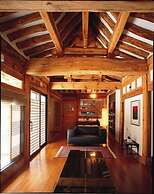 Xiwoo Hanok Guesthouse