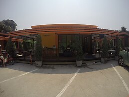 BB House Beach Resort