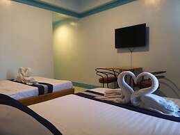 Regatta Residence Hotel