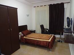 Al Fawanes Hotel Apartments