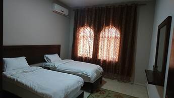 Al Fawanes Hotel Apartments