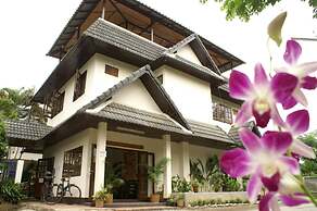 Trekker Camp Chiang Mai - Hostel