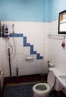 Trekker Camp Chiang Mai - Hostel