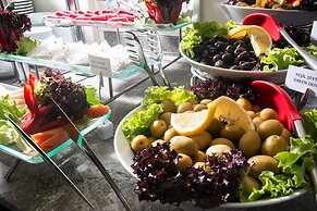 Antusa Palace Hotel & Spa