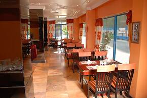 Al Bustan Hotels Flats