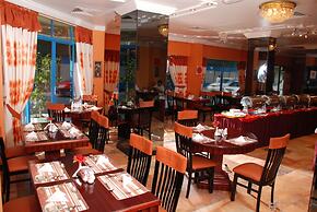 Al Bustan Hotels Flats