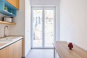 Brombeis Double Bedroom Center by Napoliapartments