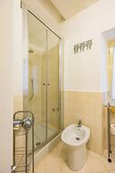 Cavour Art and Museum Flat by Napoliapartments