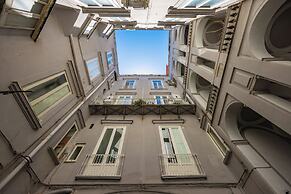 Cavour Art and Museum Flat by Napoliapartments