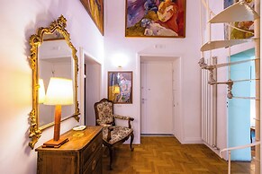 Cavour Art and Museum Flat by Napoliapartments