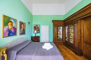 Cavour Art and Museum Flat by Napoliapartments