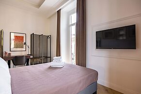 Chic Lifestyle Apartment