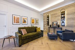 Chic Lifestyle Apartment