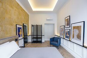 Chic Lifestyle Apartment