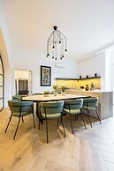 Chic Lifestyle Apartment