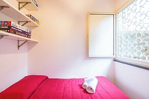 Fresh and Trendy Flat at Vomero