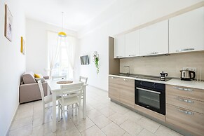 Urban Base Garibaldi by Napoliapartments