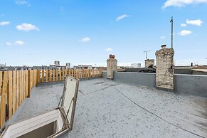 4 Bd House - Sleeps 8 With Garden & Parking