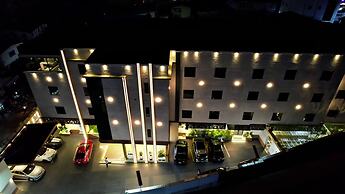 Humble Citadel Hotel