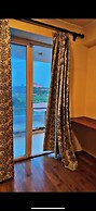 Hotel Raj Villa