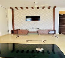Hotel Raj Villa