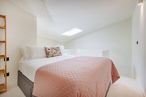 Minimalist Loft at Terracotta Collection