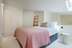 Minimalist Loft at Terracotta Collection